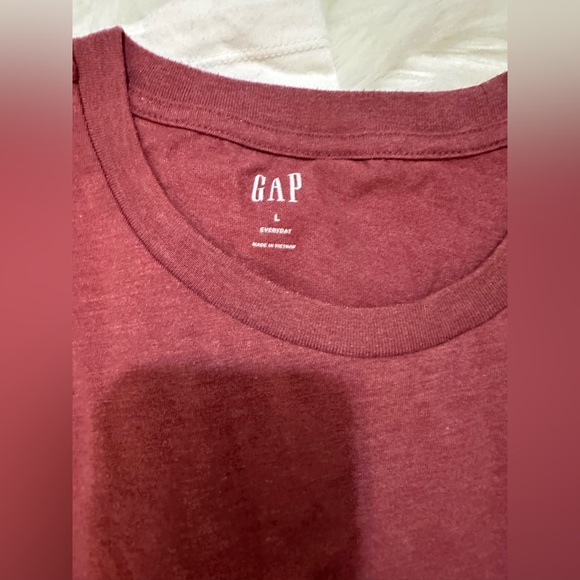 GAP Other - GAP T-Shirt